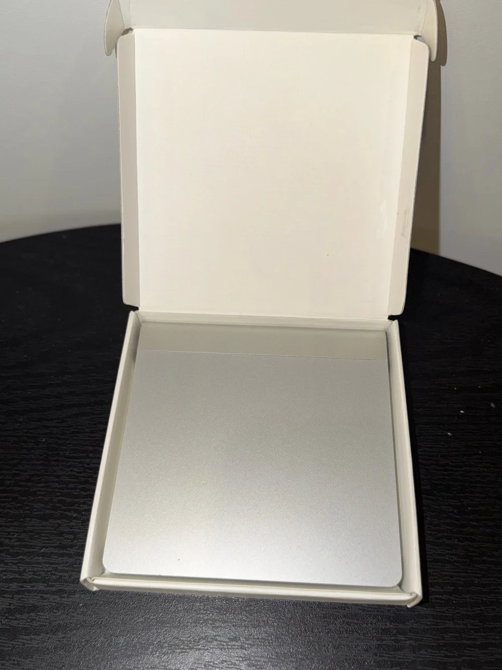 Apple Magic Trackpad MC380LL/A Silver A1339 Bluetooth First Gen with Box